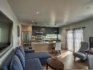 hollywood homes minutes to everything