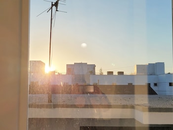 hollywood homes minutes to everything