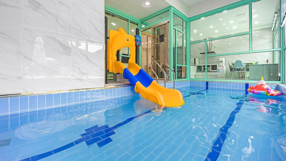pocheon wuri kids poolvilla