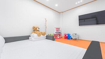 pocheon wuri kids poolvilla