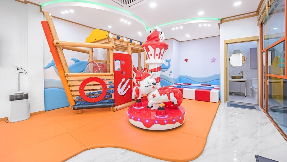 pocheon wuri kids poolvilla