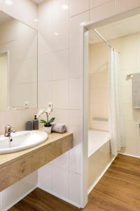 micampus armendariz students residence solo estudiantes