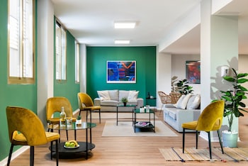 micampus armendariz students residence solo estudiantes