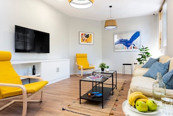 micampus armendariz students residence solo estudiantes