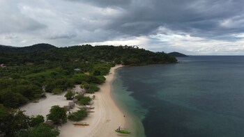 lasersita casitas and water spa beach resort by cocotel