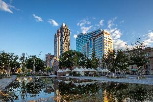 roaders plus hotel taipei station