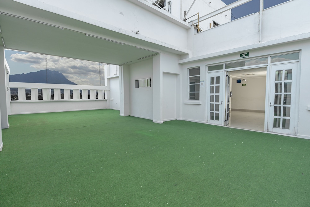 hotel plaza del arco express