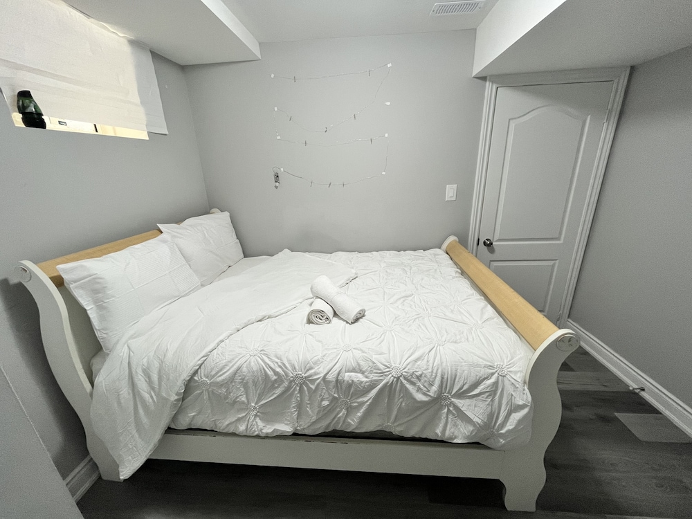 luxury 2 bedroom 2 full baths rooms