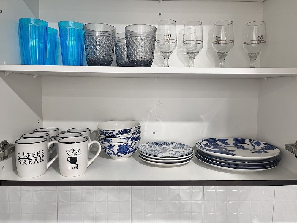 luxury 2 bedroom 2 full baths rooms