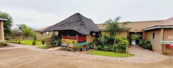 paje bush hotel