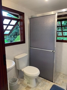 suite privativa em jardim1km do capivari