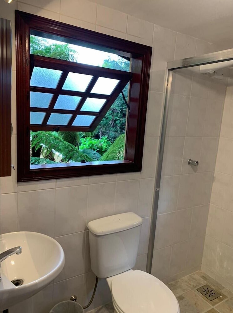 suite privativa em jardim1km do capivari