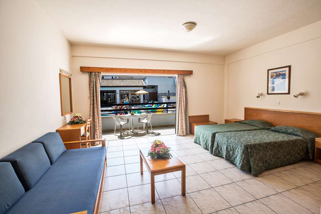 anthea hotel apartments