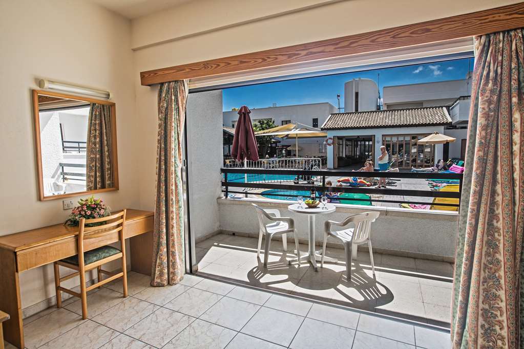 anthea hotel apartments