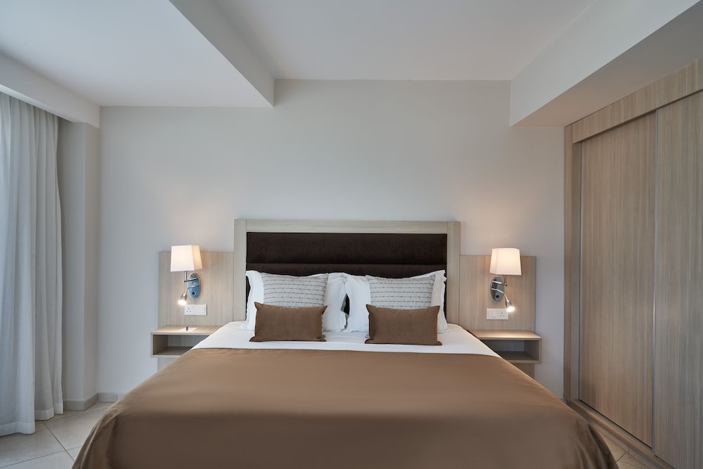 atlantica aeneas resort