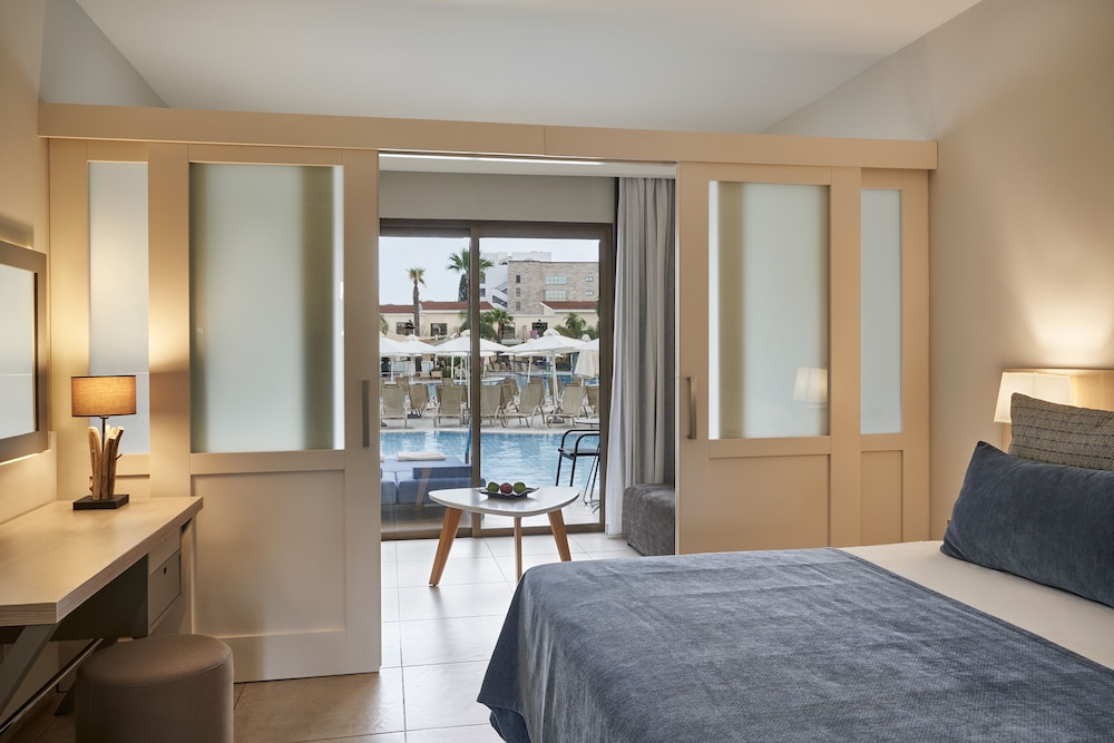 atlantica aeneas resort