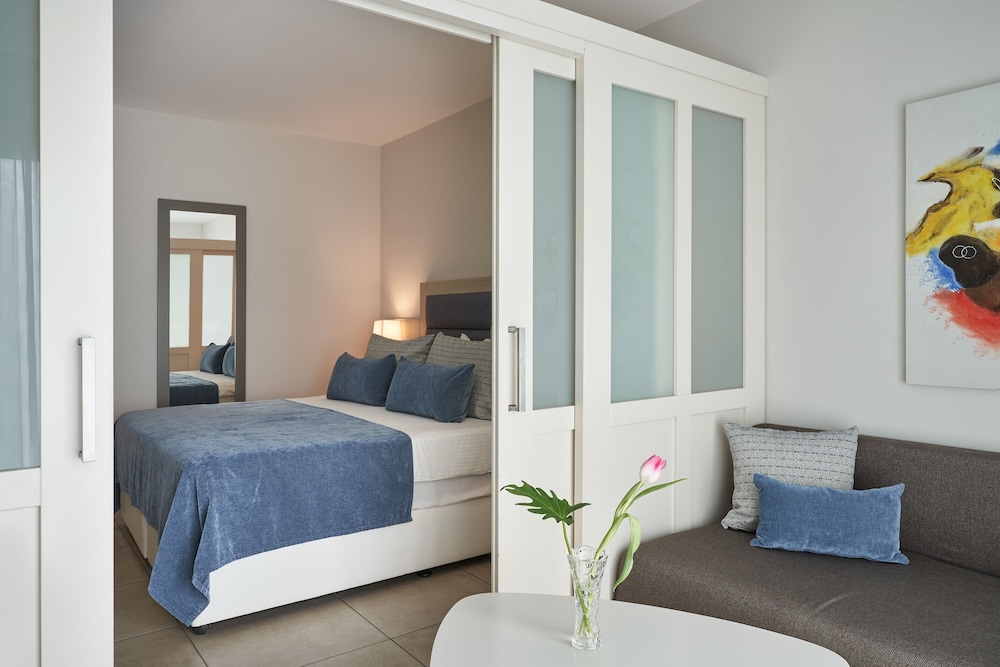 atlantica aeneas resort