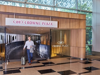 crowne plaza changi airport by ihg