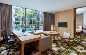 Crowne Plaza Changi Airport, An Ihg Hotel,Pasir Ris>>Changi,5 star