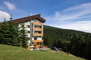 cihlarka mountain view apartment