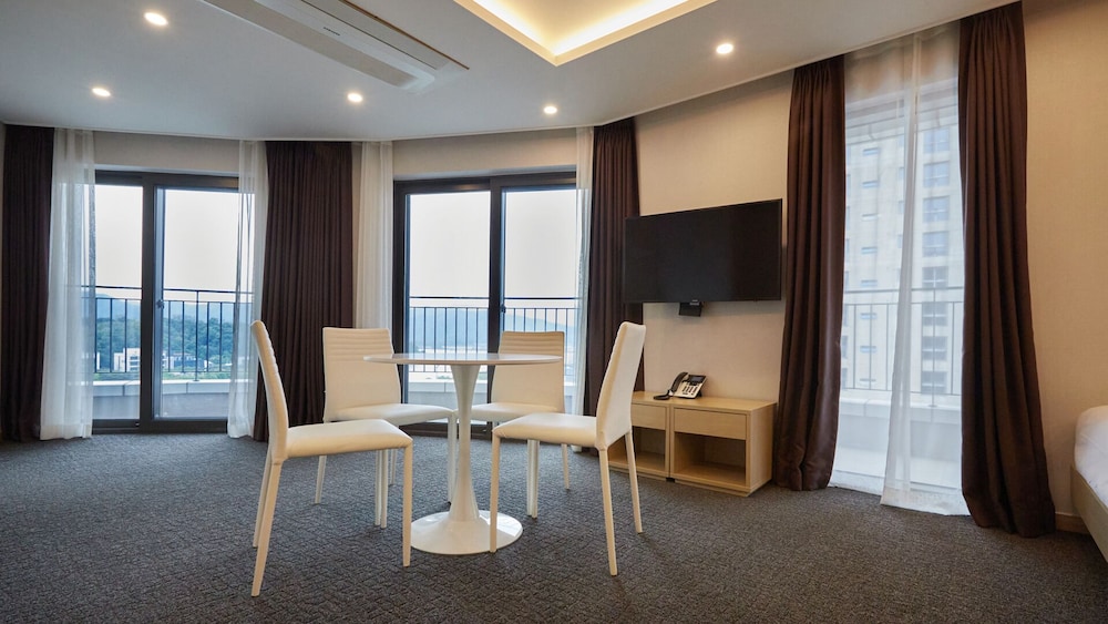 chuncheon eston hotel