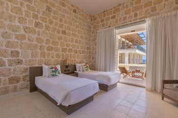 wadi sabarah lodge