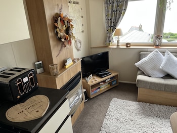 stunning hillside sea view 2 bed in barmouth
