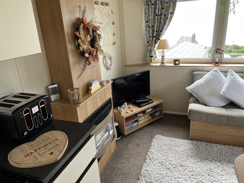 stunning hillside sea view 2 bed in barmouth