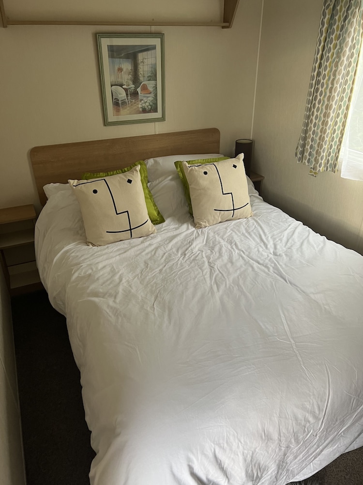 stunning hillside sea view 2 bed in barmouth