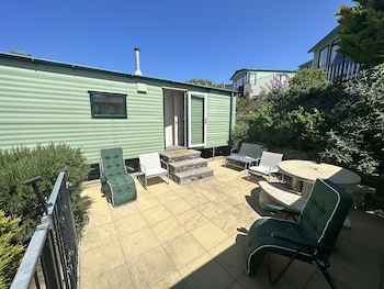 stunning hillside sea view 2 bed in barmouth