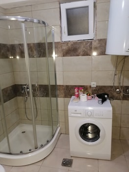 jonis apartment in old town skopje