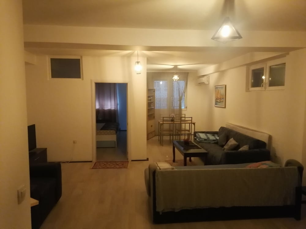 jonis apartment in old town skopje