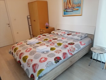 jonis apartment in old town skopje