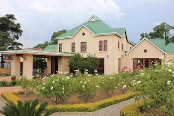 candlewoods guesthouse