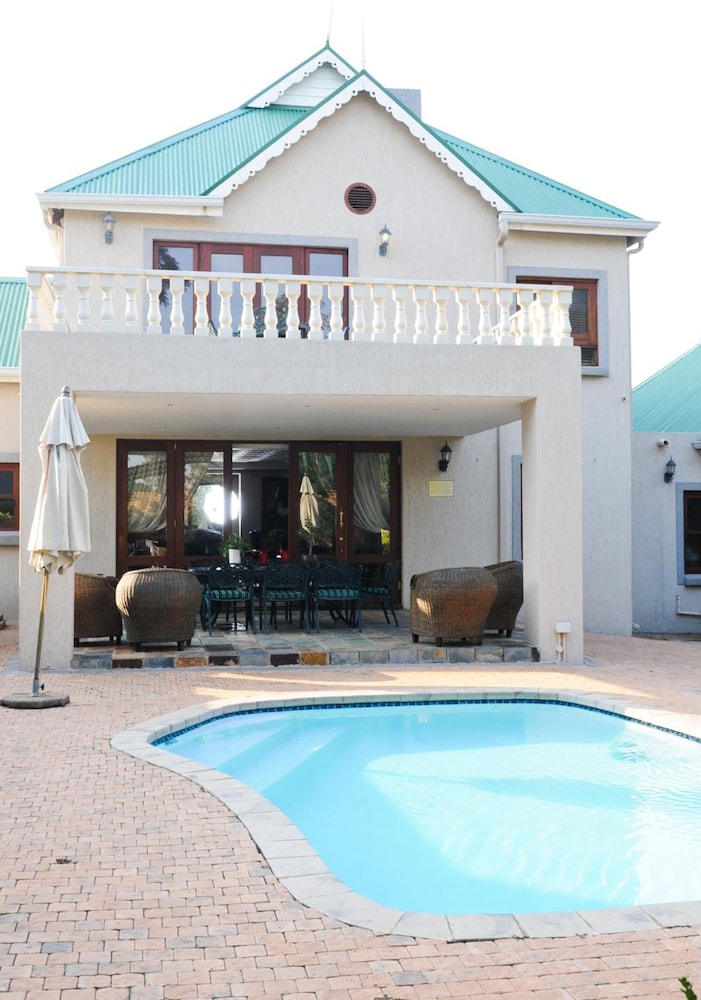 candlewoods guesthouse