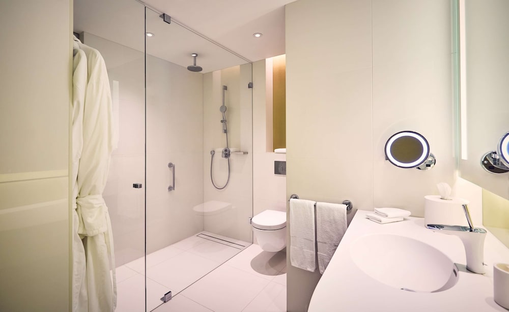 hilton amsterdam airport schiphol