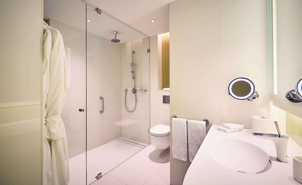 hilton amsterdam airport schiphol