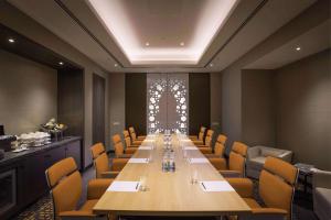hilton amsterdam airport schiphol