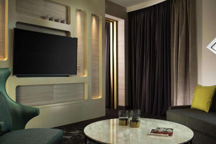 hilton amsterdam airport schiphol