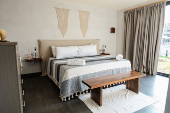 bora boutique adults only