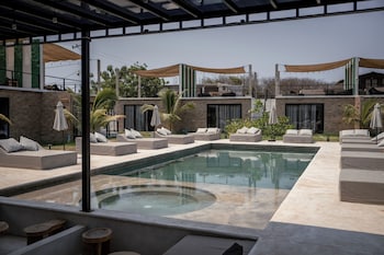 bora boutique adults only