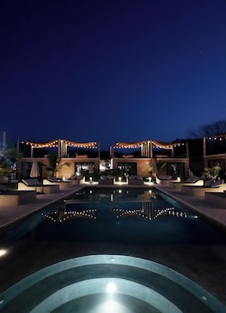 bora boutique adults only