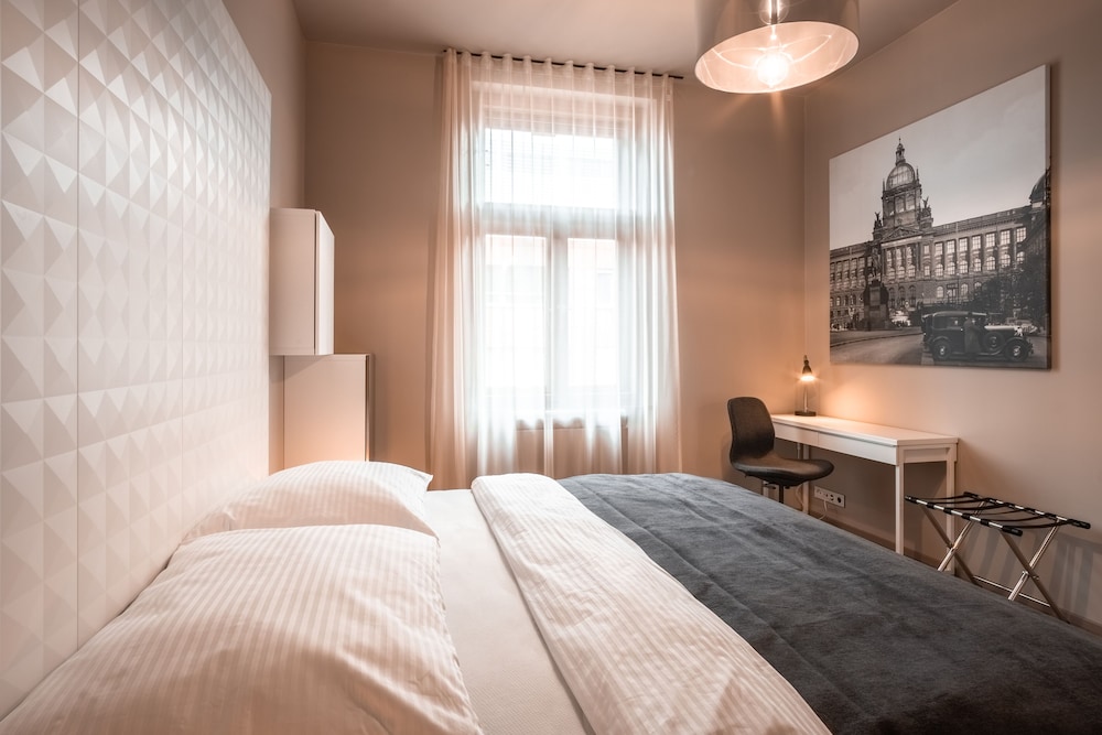 aparthotel rimska 14