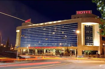 amura alcobendas hotel