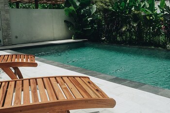 3 beagles ubud