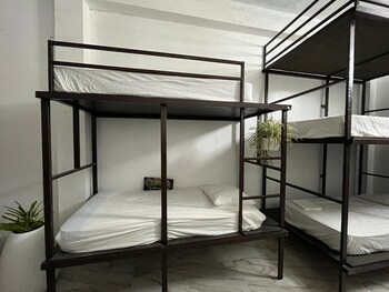 rincon surf house