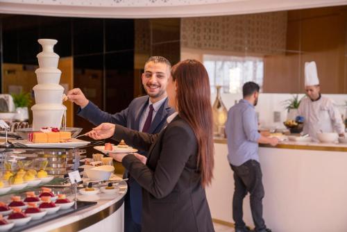 century marina hotel lusail