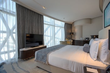 century marina hotel lusail