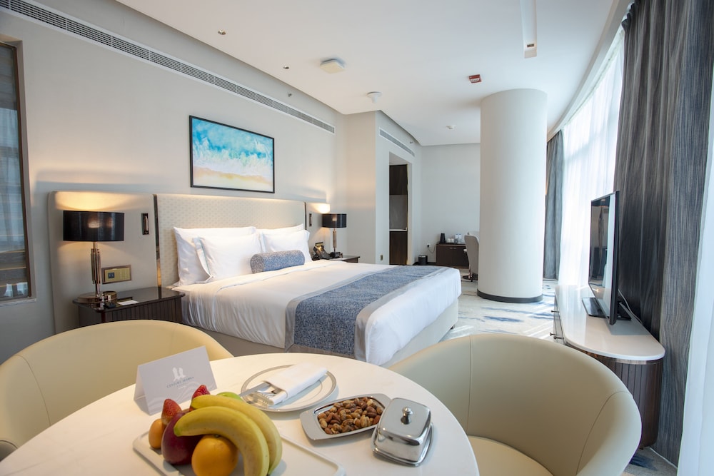 century marina hotel lusail