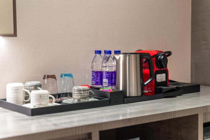 hyatt place linyi people square